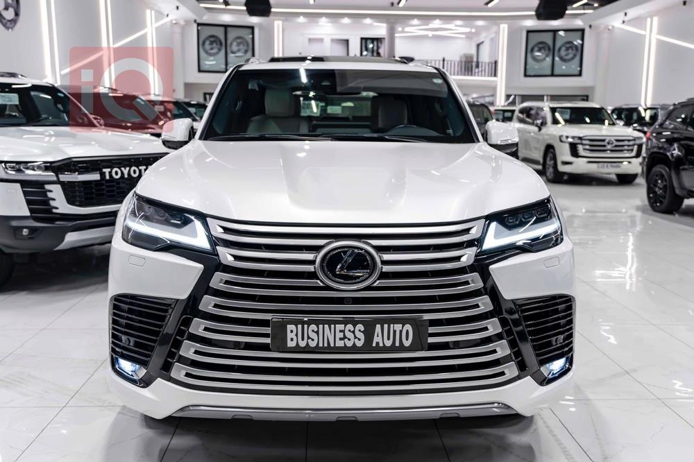 Lexus LX